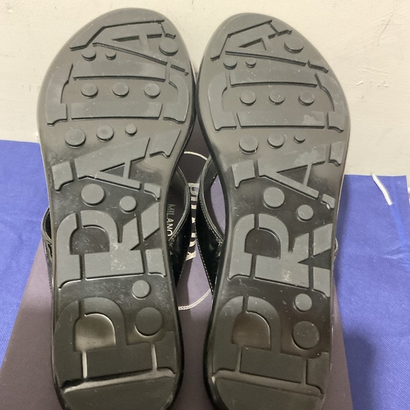 Prada sandals - Picture 6 of 9